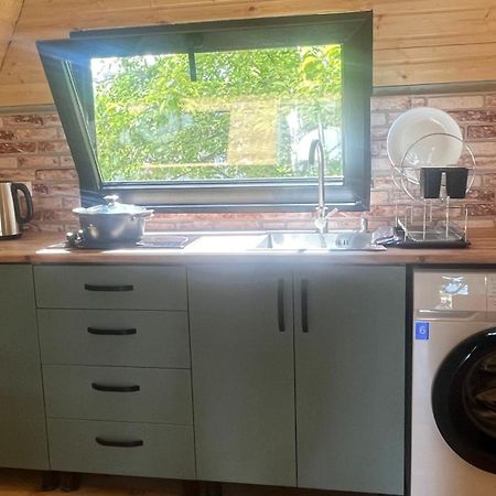 Garden House 메스티아 외부 사진